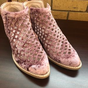 Jeffery Campbell Taggart size 8 bootie